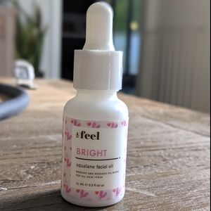 Feel Bright squalane facial oil